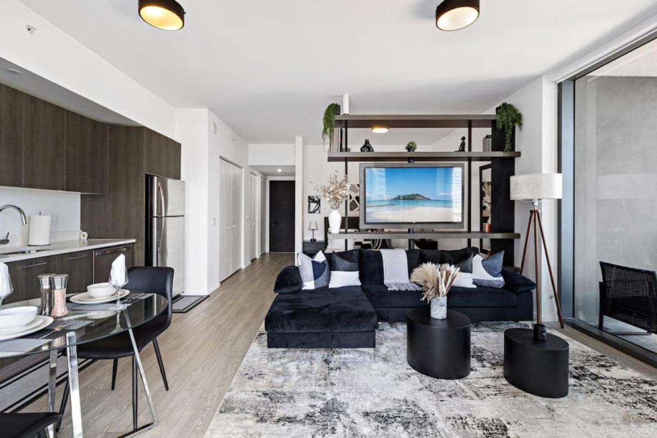 Corner Condo W/ Unrivaled Views Miami Exterior photo